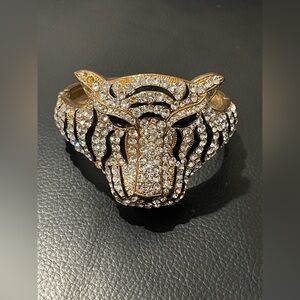 Sparkling Crystal Tiger Bracelet